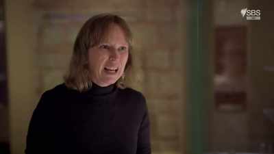 Ones with large heads, small heads, - Raiders of the Lost Past with Janina Ramirez