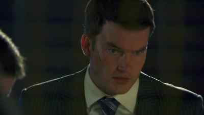 - Online. She's doing it.
- Oh, good girl! - Torchwood