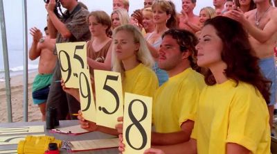 [ONLOOKERS APPLAUD] - Baywatch