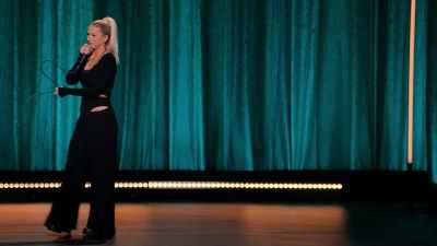 Only been married for four years,
but in that short time, - Iliza Shlesinger: Hot Forever
