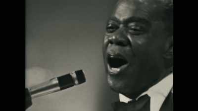 ♪♪ Only love ♪♪ - The Sound of 007