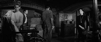 Only one way to argue with a woman - The Haunting