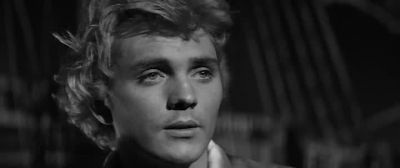 Only the strongest teeth survive - Billy Budd