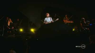 Onze ouders houden van ons, - Apple Music Live: Ed Sheeran