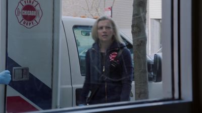 - Ooh, a dentist's office. - Chicago Fire