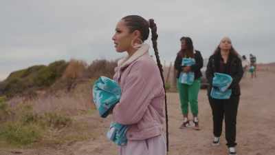 Ooh, bitch!
It's cold as Ashley out here. - Blindspotting