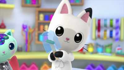 Ooh!
Check out my delicious pickle ice pop. - Gabby's Dollhouse