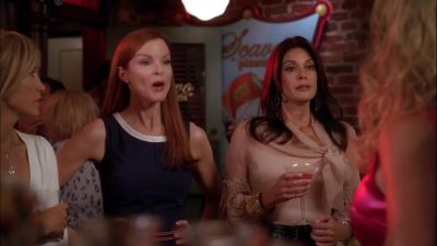 Ooh! Excuse me. It's okay. - Desperate Housewives