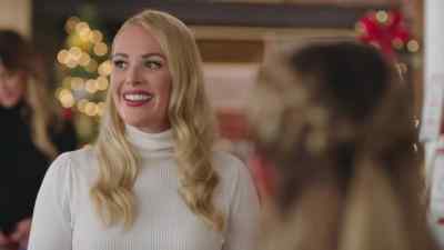 Ooh! Haley. Hi. - Unwrapping Christmas: Tina's Miracle