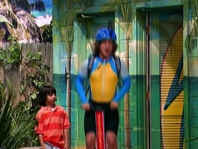 OOH!
HE SHOOTS, HE SCORES! - Hannah Montana