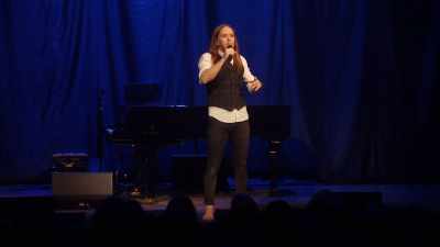 "Ooh, look at
my musculoskeletal system, - Tim Minchin: Back