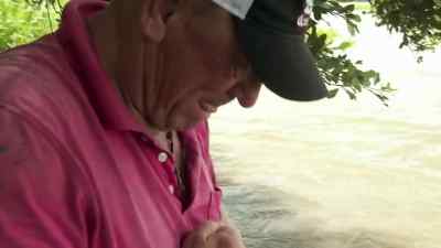 Ooh! Not another big one! - Swamp People