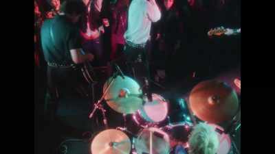♪ Ooh-ooh, ooh - Pistol