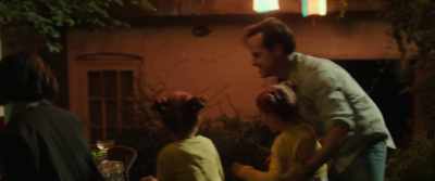 - Ooh, please.
- Ooh, there we go. - This Beautiful Fantastic