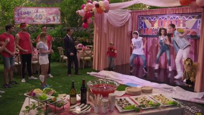 ♪ Ooh ♪ - Fuller House