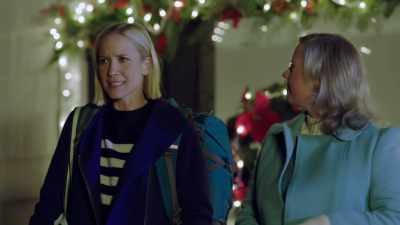 Ooh, should I get,
like, a tent or something? - Mystic Christmas