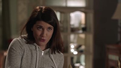 - Ooh, these look great!
- Joy made those. - Good Witch