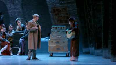 - Ooh!
- Yeah, she bought these yesterday. - Funny Girl