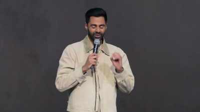 Ooh, yeah, it's Get Out white. - Hasan Minhaj: The King's Jester