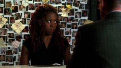 Oop... Wallet. - CSI: Crime Scene Investigation