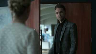 Open this door again, - Swimming with Sharks