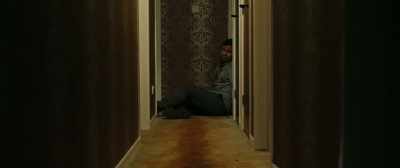 Open this door.
Open this fucking door! - Hosts