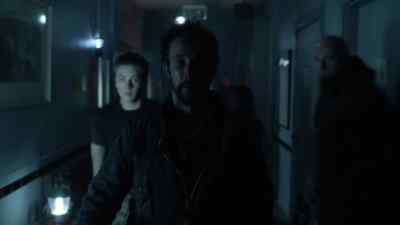 Open it. - Falling Skies