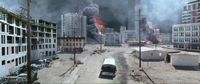 Open the case. - War of the Worlds: Annihilation