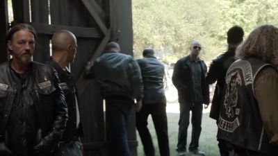 Open the door. - Sons of Anarchy