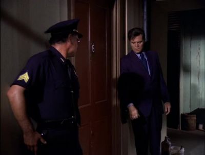 OPEN UP. POLICE. - Hawaii Five-0