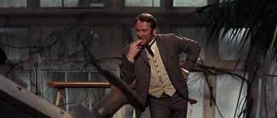 - Opening all right?
- Yes, perfectly. - First Men in the Moon