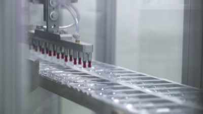 Operation warp speed is about
to transform the vaccine battle. - The Vaccine: Conquering COVID