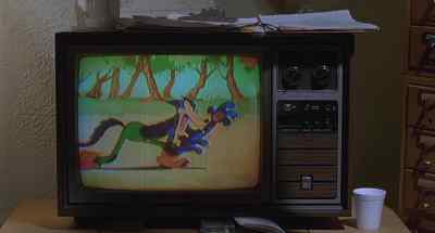 Operator, get me
the County Sheriff's Department, quick! - The Howling