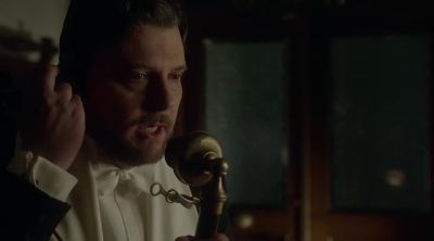 Operator, get me the police. - Murdoch Mysteries