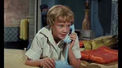 OPERATOR.
GIMME WESTERN UNION, PLEASE. - The Parent Trap