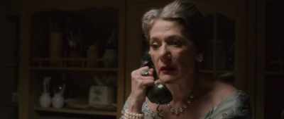 Operator, I'd like
to place a call to Boston. - Albatross