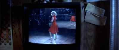 Operator, this is an emergency. I wanna ...
I'm sorry. - Halloween III: Season of the Witch