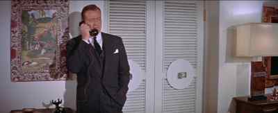 - Operator.
- Miss Keller's room, please. - The Sea Chase