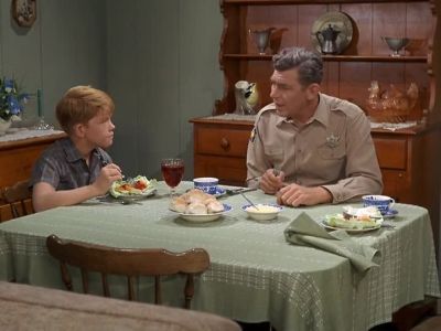 OPIE, IF YOU'RE
STILL THINKING
ABOUT THAT PLAY - The Andy Griffith Show