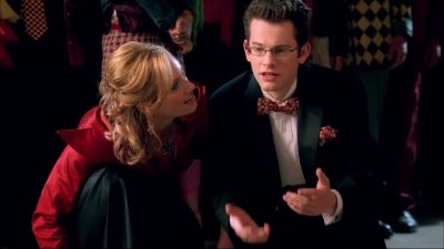 Opposable thumbs - Return to Halloweentown