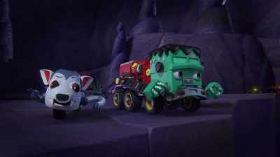 -Or a rope bridge!
-[gasps] - Mighty Monsterwheelies