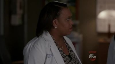 Or do you hang back, wait a minute, - Grey's Anatomy