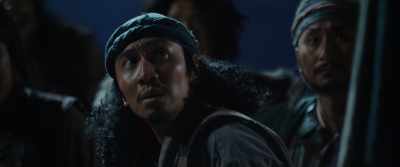 Or kill him to teach a lesson? - The Pirates: The Last Royal Treasure