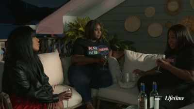 - Or people who date their
friend's old ass uncles, - Single Black Female