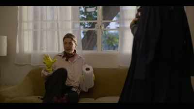 Or revive that unstable life,
at forty years old. - ¿Quieres ser mi hijo?