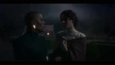 -Or take you myself.
-No, really, I'm… - The Haunting of Bly Manor
