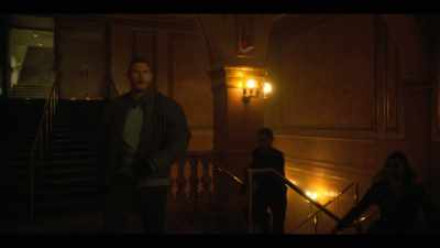 [orchestra continues playing] - The Umbrella Academy
