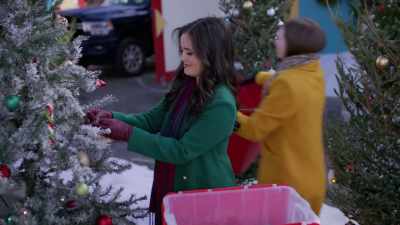[orchestra playing "O Christmas Tree"] - Christmas at the Drive-In