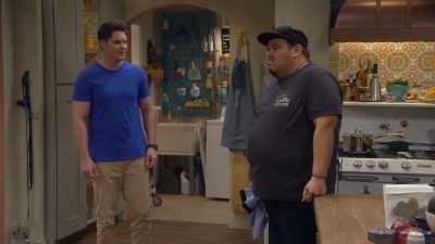 Oscar is always so high, he
doesn't even know who you are. - Lopez vs Lopez