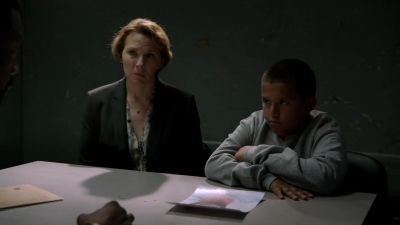 Oscar, look at me. - Chicago P.D.